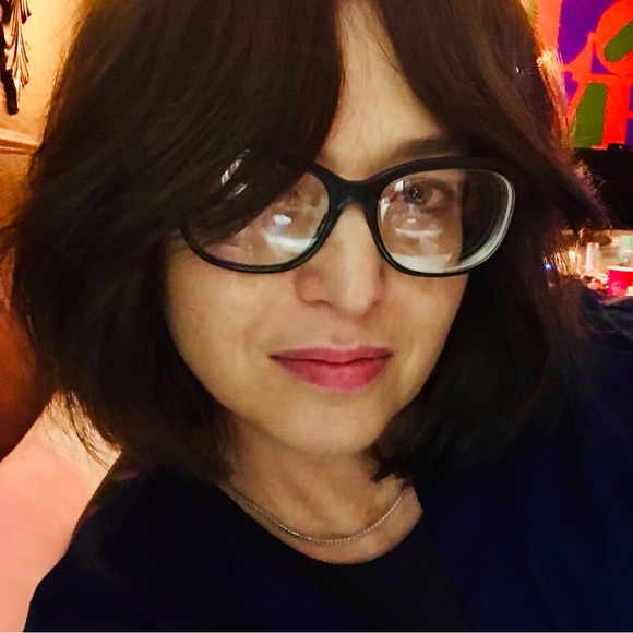 Meet your Posher, Darla - Picture 2 of 4